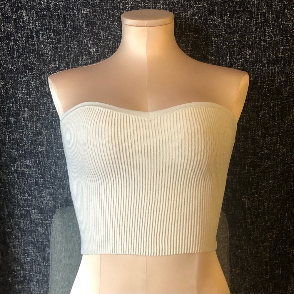 white cropped Sculpt top